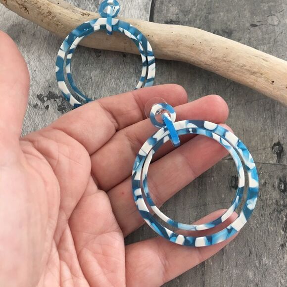 Tortoise Blue Acrylic Double Hoop Earrings - Picture 3 of 7